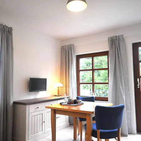 Witte Hus Moritzdorf Ruegen - Ruhige Lage Appartement *